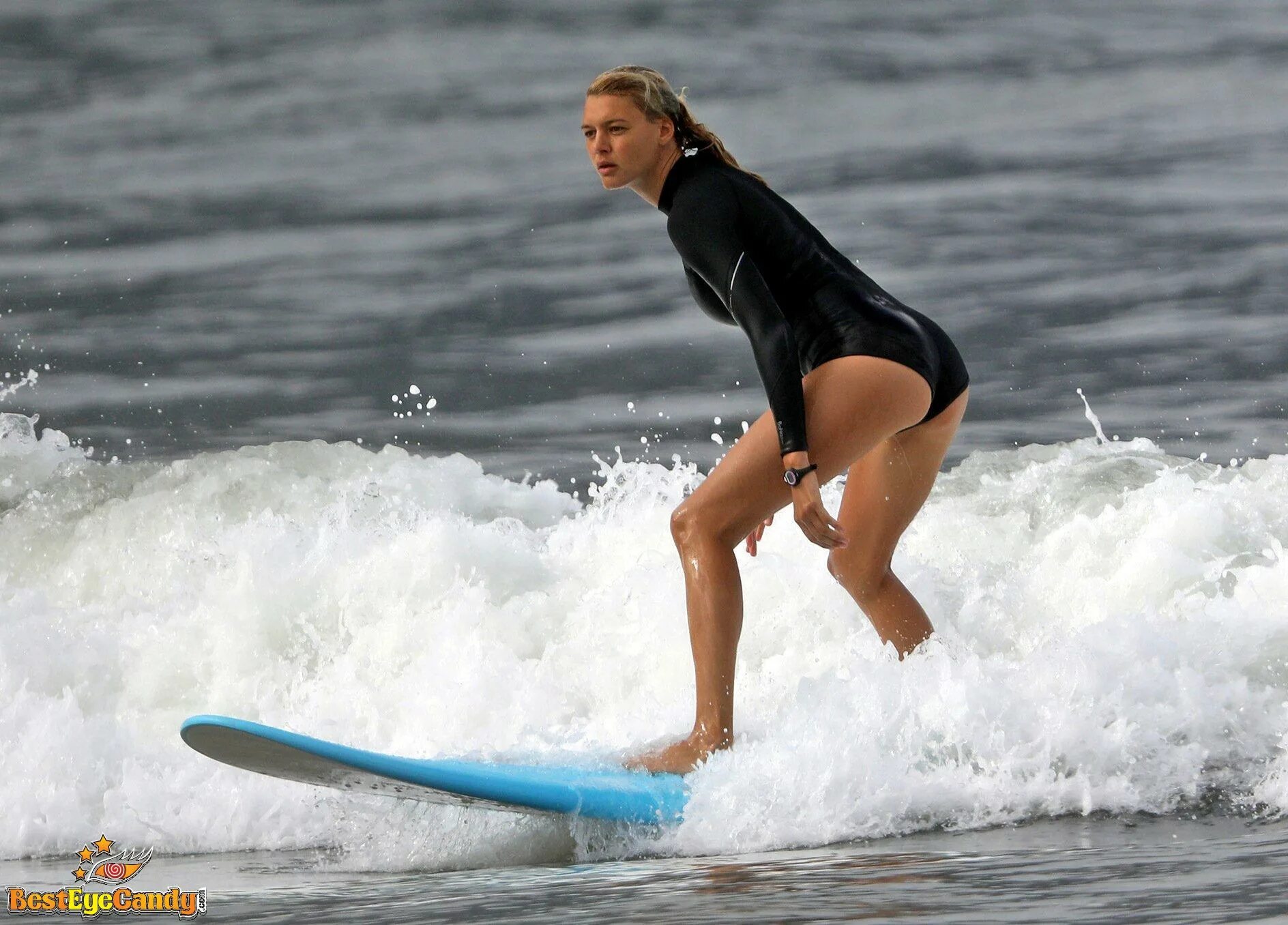 Kelly Rohrbach underwear in Kayseri